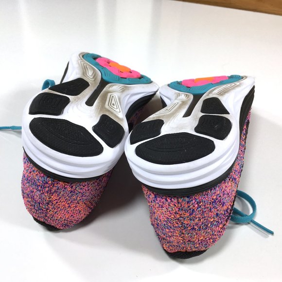 Nike Flyknit Lunar 3 Running Shoes - Picture 8 of 10